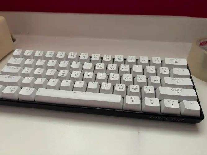 Teclado Gamer Force One Atlas 60% 63 Teclas Huano Red Rgb