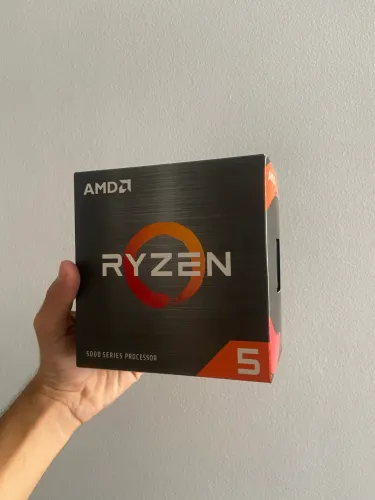 Processador Ryzen 5 5500 na caixa + cooler box
