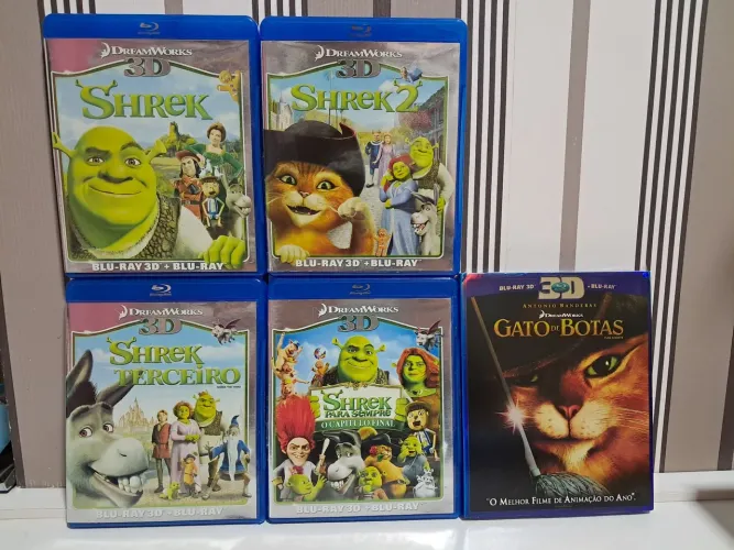Coleção Blu-ray 2D+3D Shrek 1,2,3,4 e Gato de Botas 1