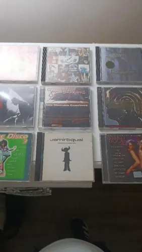 CDs Variados cada CD 18 reais