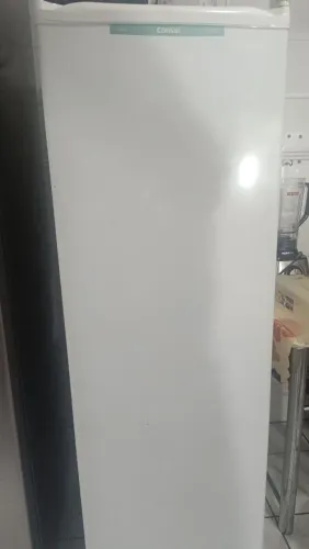 Vendo freezer vertical 142 litros 