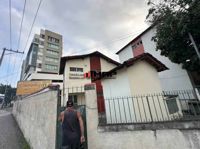 OPORTUNIDADE EM CONDOMÍNIO APARTAMENTO REFORMADO