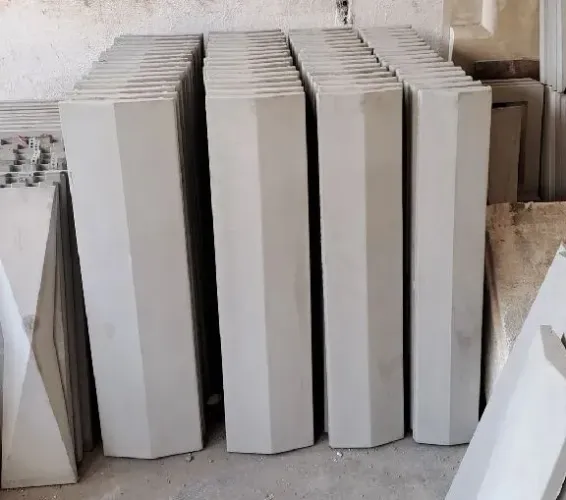 Pingadeira para muro