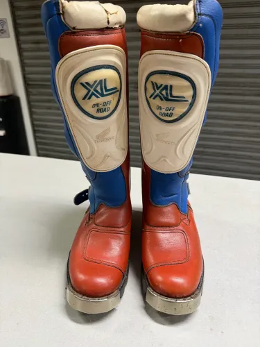 PAR DE BOTAS HONDA WAY XL250R