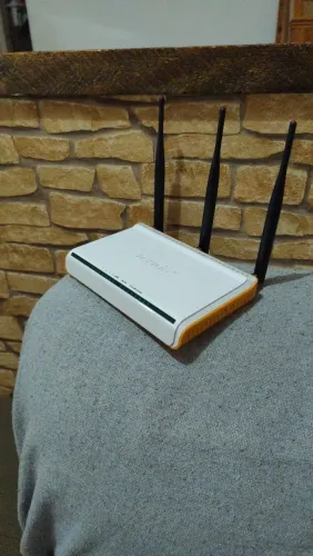 Roteador tenda três antenas