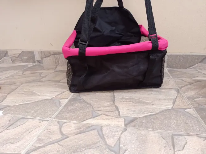 CAMINHA PARA TRANSPORTE DE ANIMAIS EM VEICULOS