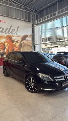 Mercedes-Benz Classe B 200 CGI 1.6 TB Sport 156cv AUT 2013