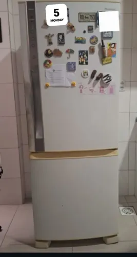 Vendo Geladeira Inverter Panasonic 425 litros