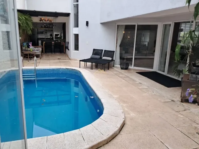 Condomínio Jardim Nova Barra! 4 Suítes, piscina e área gourmet. Condomínio com infraestrut