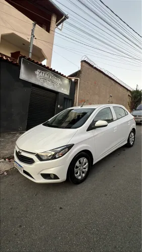 Chevrolet Onix Hatch LT 1.0 8V Flex Mec. 4P 2019