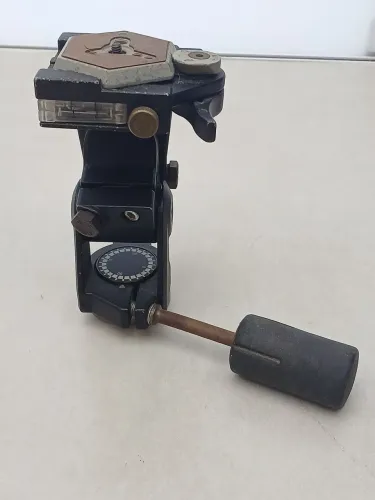 Cabeça Fluida Manfrotto modelo 3047 - 029