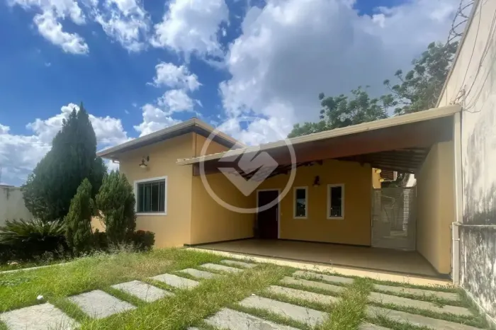 Casa à Venda, 3 quartos, 1 suíte, 4 vagas, Jardim Ipê - Lagoa Santa codigo: 324417