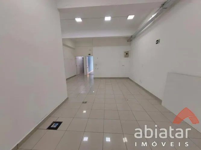 Salão comercial para locação na Avenida Rio Pequeno, 1097 Rio Pequeno, São Paulo/SP