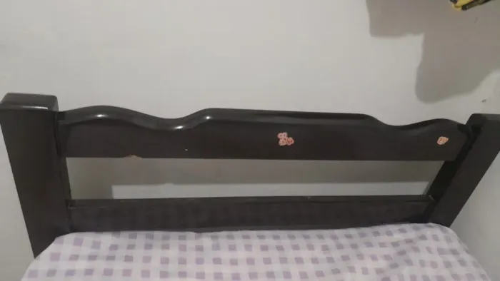 Cama de solteiro + base