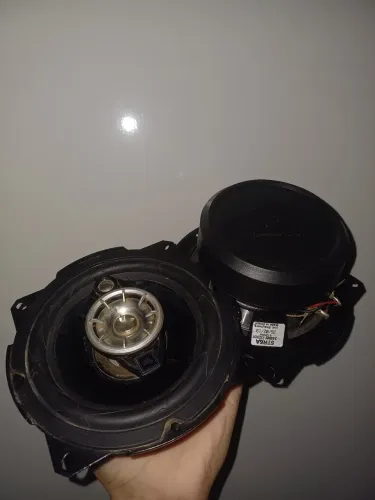 Auto-falantes JBL 5TR6A Semi-novo