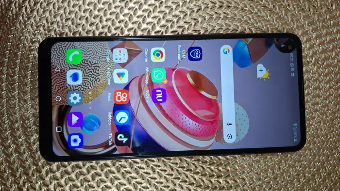LG k51s