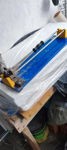 Cortador de piso e azulejo Irwin