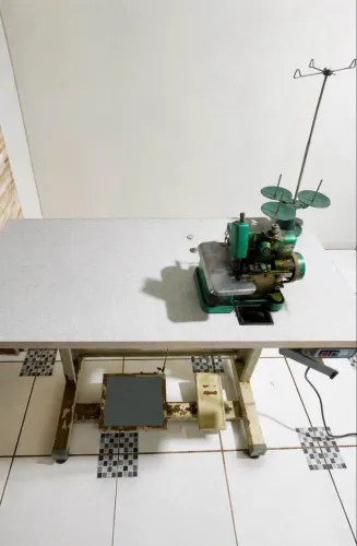 Maquina de overloque