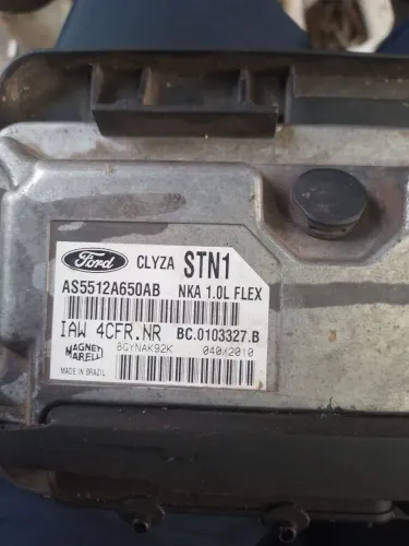 Central de comando do Ford k 2010