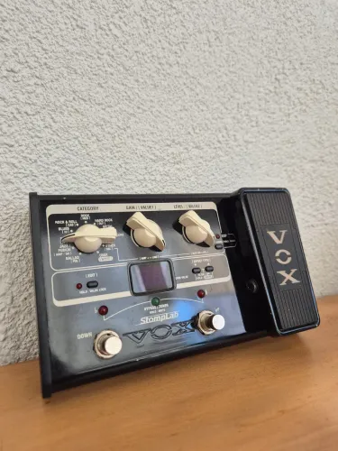 Pedaleira Vox Stomplab 2G