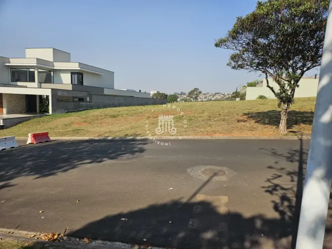 TERRENO PLANO À VENDA EM CONDOMÍNIO - ALTÍSSIMO PADRÃO NO QUINTA DAS PAINEIRAS - JUNDIAÍ -