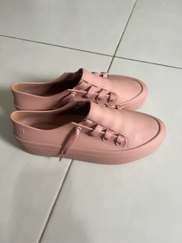 Tênis Melissa 37