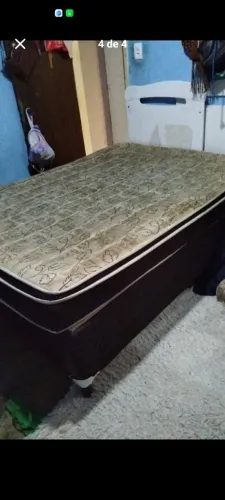 Cama box + colchão de mola. Casal