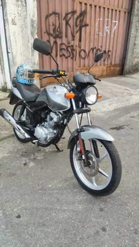 Moto boa só pega e andar aceito cartão ?