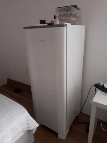 Geladeira semi nova
