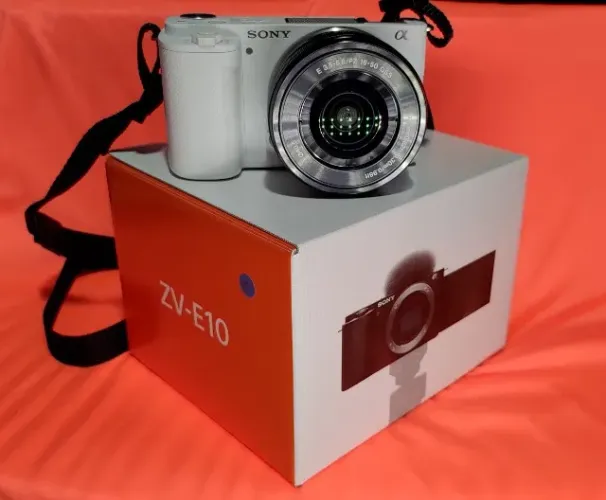 ZV E10 (sem lente, só corpo e acessórios)