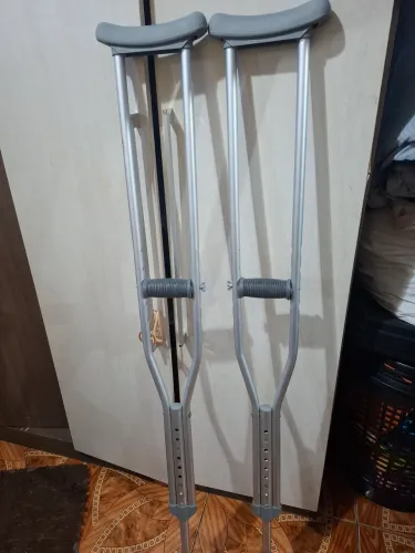 Vendo muletas em ótimo estado