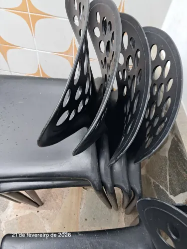 Cadeiras pretas tramontina