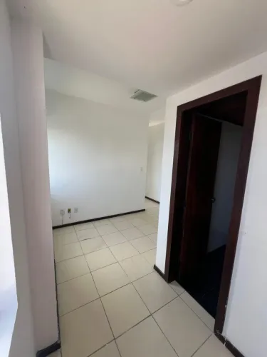 ALUGO/VENDO SALA COMERCIAL ROYAL TRADE CENTER