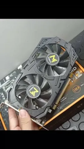 Placa de Vídeo RX 580 8g (para jogos leves)