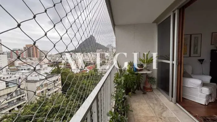 Apartamento 4 Quartos no Leblon | Andar Alto | Vista Livre | 2 Vagas