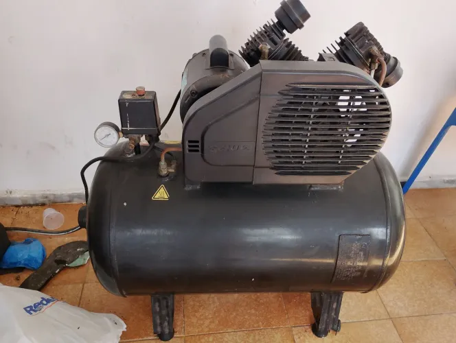 Compressor