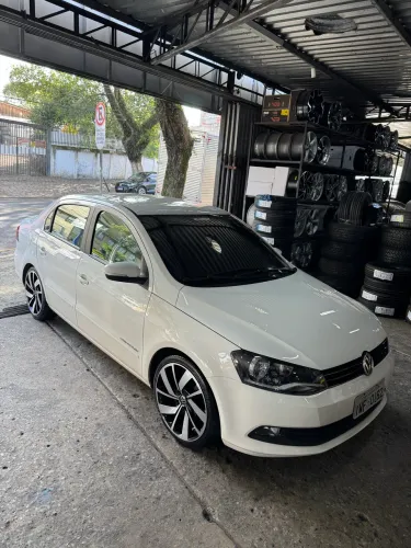 Rodas 17 VW Jetta GLI pneus 195/40 novo