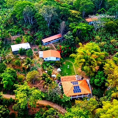 Sítio a venda em Pacoti, porteira fechada