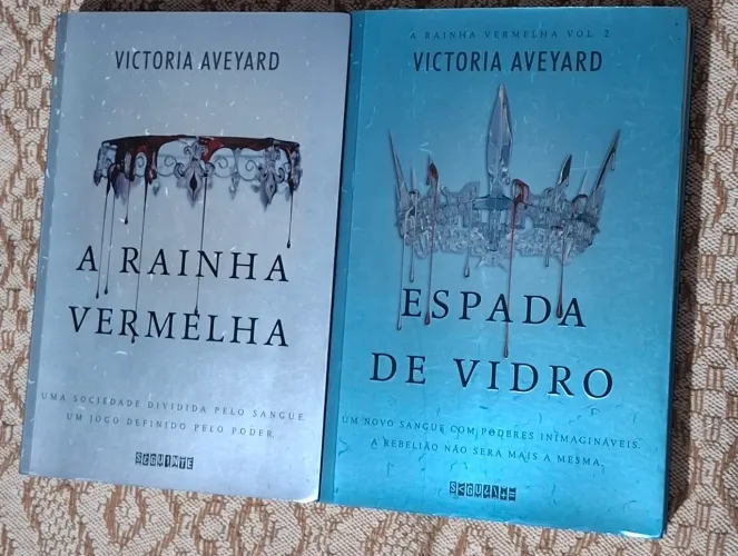 KIT: A rainha vermelha + Espada de vidro