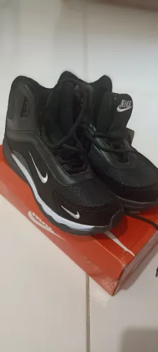 Tênis Feminino Nike Preto/Branco 39
