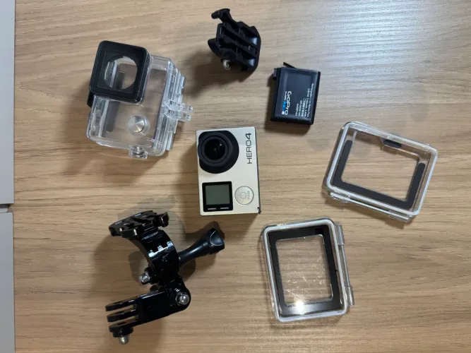 GOPRO Hero 4