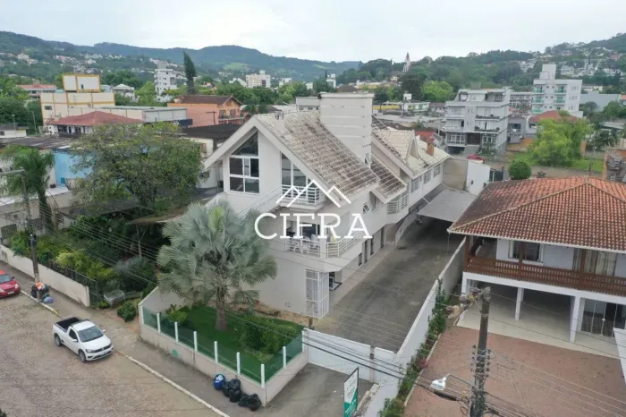 Prédio - Venda - 670m2 - Apartamentos - Salas Comerciais - Investimento - Rua Victor Konde