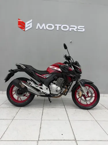 Oportunidade!! CB Twister 250 2020 impecável na ESMotors