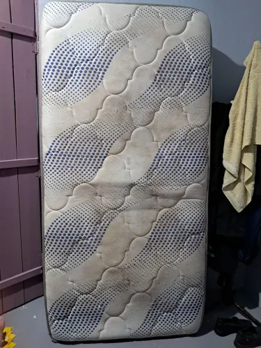 Cama de solteiro