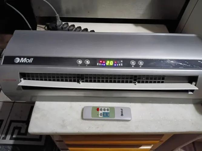 Aquecedor elétrico 220v Moll com controle remoto
