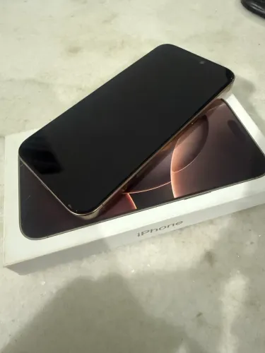 iPhone 16ProMax 256gb Desert 93% bateria. Perfeito estado