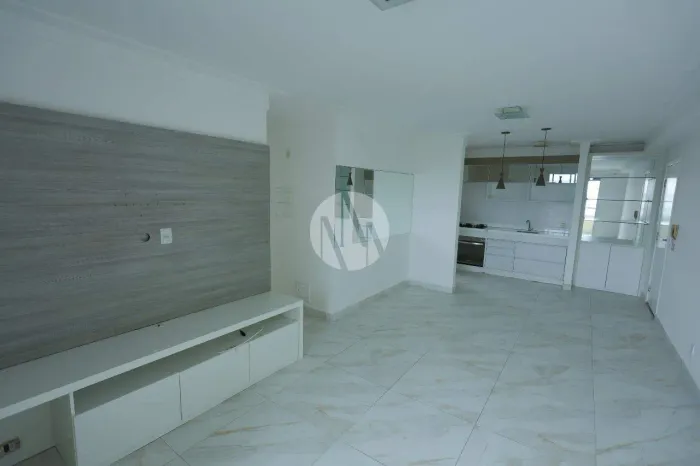 L'Acqua Condominium Club | 3 Quartos com Suíte | Reformado | Andar Alto | 2 Vagas