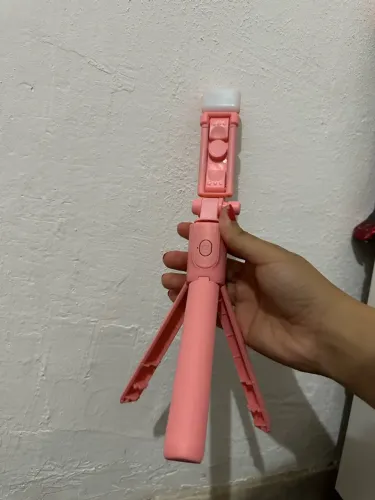Bastão de Selfie e Tripé R1S com Bluetooth e controle remoto rosa novo nunca usado 