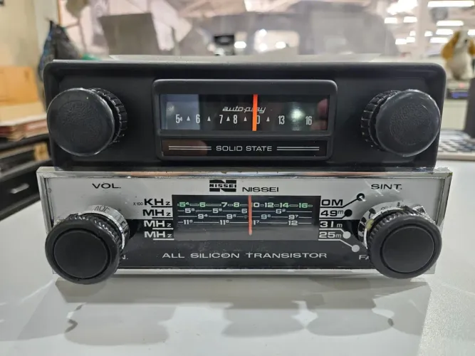 RÁDIO ORIGINAL COM BLUETOOTH PARA FUSCA BRASÍLIA KOMBI OPALA CHEVETTE CORCEL 