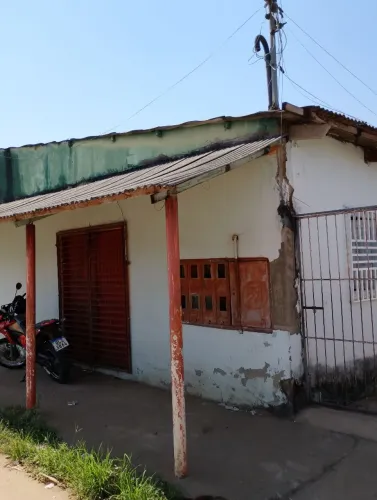 Vende-se um quarteirão com 5 apartamentos